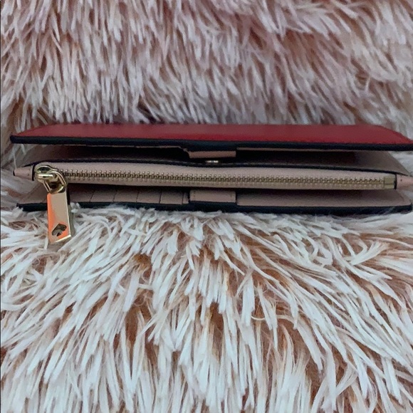 SOLD!!! Authentic brand new Kate spade wallet - Picture 3 of 5